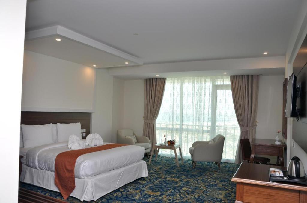 Sur Grand Hotel Exteriér fotografie